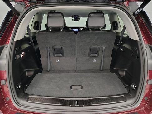 Used 2023 Jeep Grand Cherokee L Limited w/ Trailer Tow Group (B) image 18