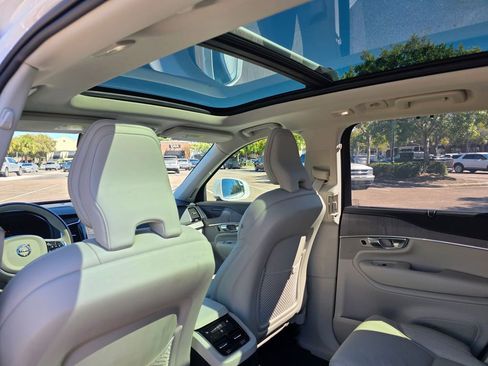 Used 2025 Volvo XC90 T8 Ultra w/ Protection Package image 28
