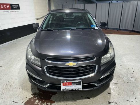 Used 2016 Chevrolet Cruze LT w/ Sun And Sound Package image 6