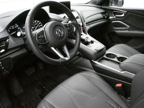 Used 2025 Acura RDX SH-AWD image 2