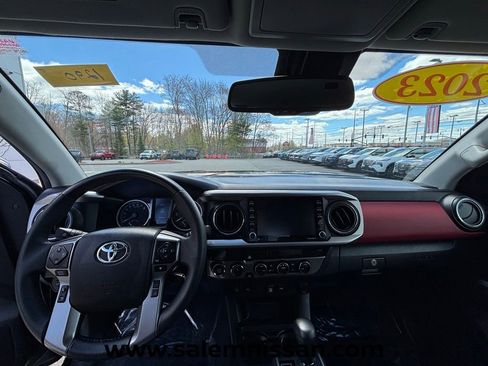 Used 2023 Toyota Tacoma SR5 w/ Technology Package AWD/4WD image 5