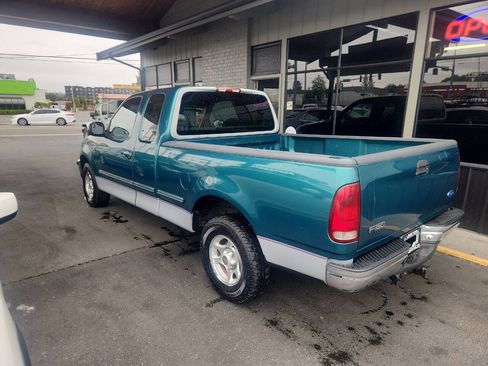 Used 1997 Ford F150 XLT image 10