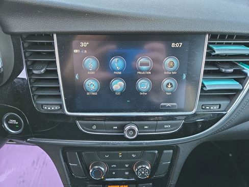 Used 2019 Buick Encore Sport Touring image 20