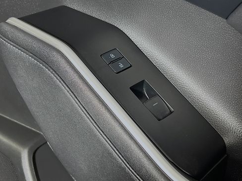 Used 2023 Toyota Highlander XSE image 32