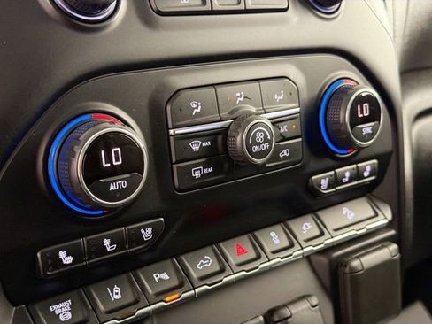 Used 2020 Chevrolet Silverado 2500 LTZ w/ LTZ Premium Package AWD/4WD image 16