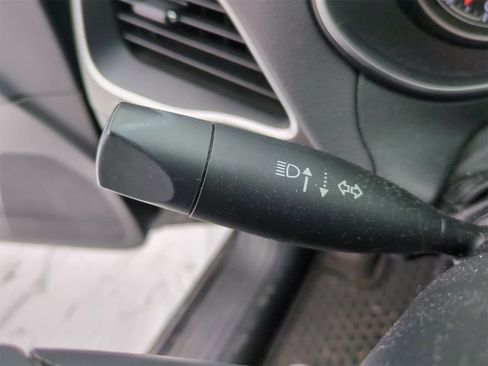 Certified 2019 Jeep Cherokee Trailhawk w/ Cold Weather Group image 26