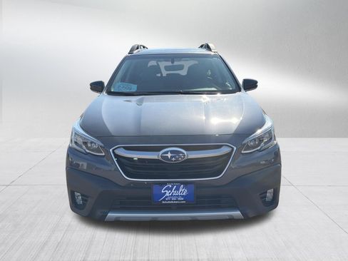 Used 2020 Subaru Outback Limited w/ Popular Package #2 AWD/4WD image 2