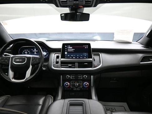 Used 2022 GMC Yukon SLT w/ SLT Premium Package AWD/4WD image 16