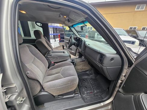 Used 2006 Chevrolet Silverado 1500 LS image 13