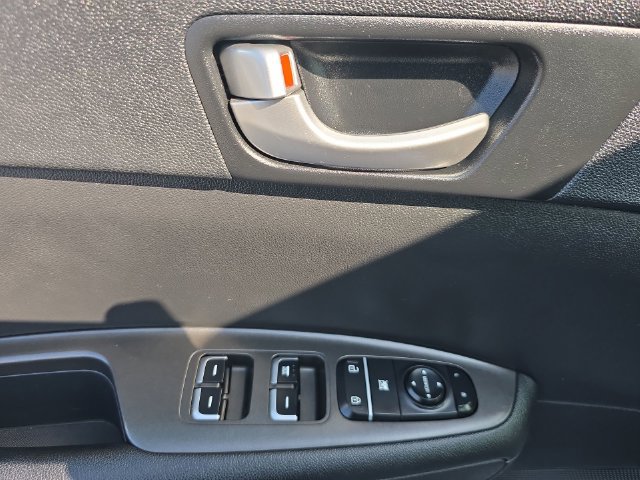 Used 2018 Kia Optima LX FWD image 21