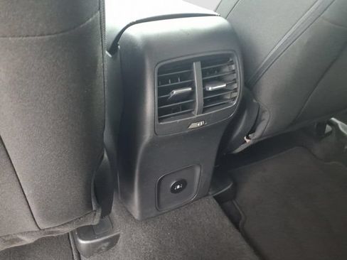 Certified 2024 Ford Escape Active AWD/4WD image 10