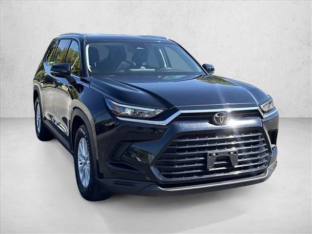 Certified 2025 Toyota Grand Highlander AWD image 3