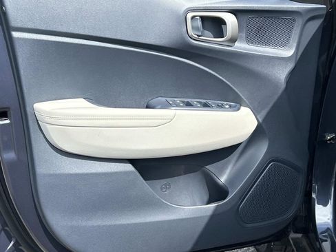 New 2026 Hyundai Venue SEL image 16