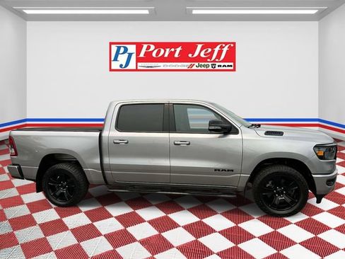 Used 2021 RAM 1500 Big Horn AWD/4WD image 3