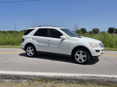 Used 2008 Mercedes-Benz ML 350 4MATIC image 1