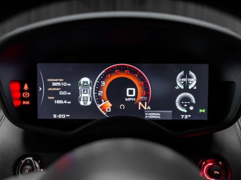Used 2016 McLaren 570S Coupe RWD image 43