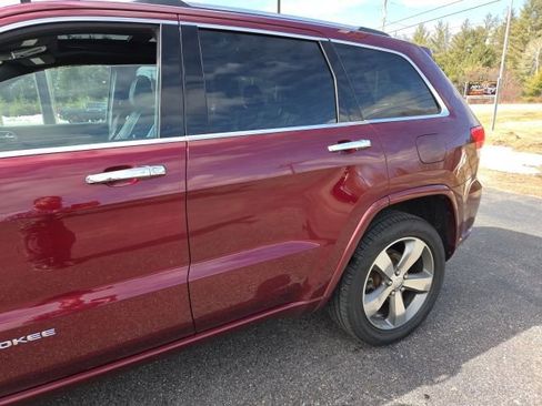 Used 2016 Jeep Grand Cherokee Overland w/ Advanced Technology Group image 15