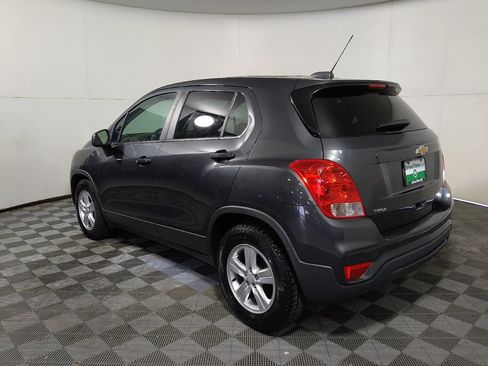 Used 2020 Chevrolet Trax LS w/ Tint and Cruise Package FWD image 3