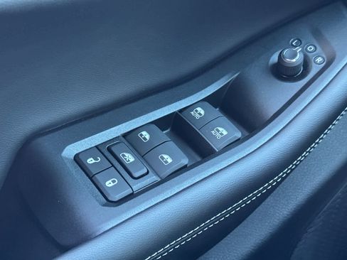 New 2025 Jeep Grand Cherokee Limited w/ Black Appearance Package image 24