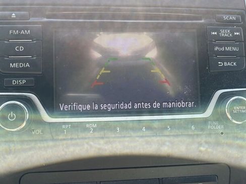 Used 2018 Nissan Frontier S RWD image 11