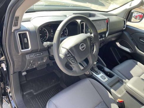 New 2026 Nissan Frontier SV w/ All-Weather Content Package AWD/4WD image 17