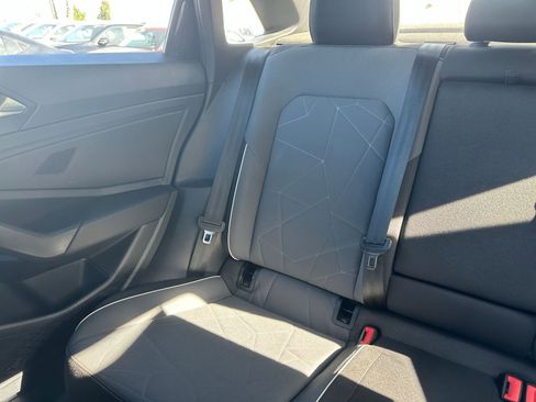 Used 2025 Volkswagen Jetta Sport image 37