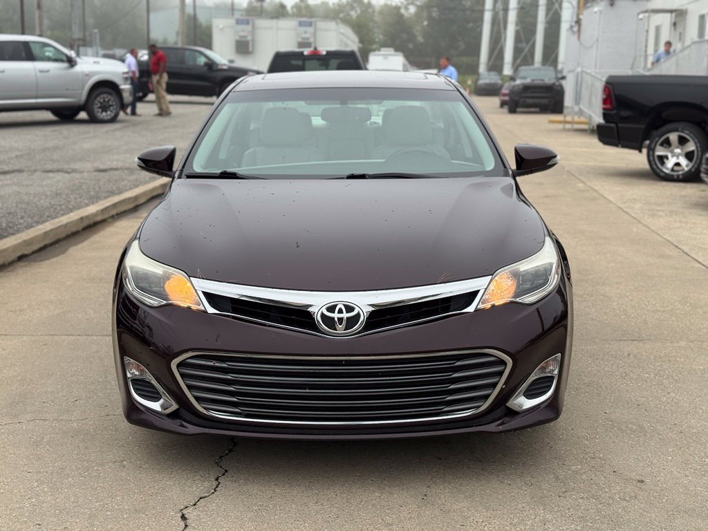 Used 2014 Toyota Avalon XLE Premium FWD image 3