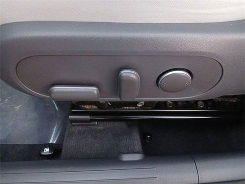 Used 2024 Hyundai Kona SEL image 12