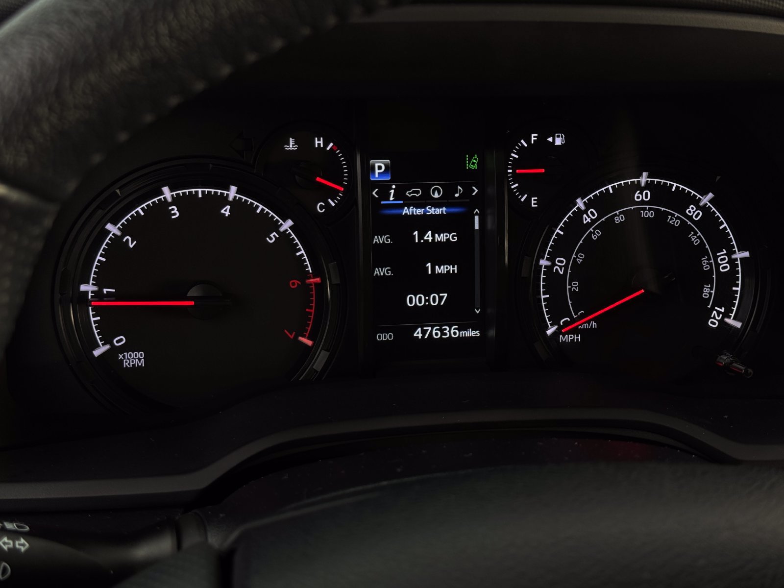Used 2022 Toyota 4Runner SR5 Premium w/ Moonroof Package AWD/4WD image 18