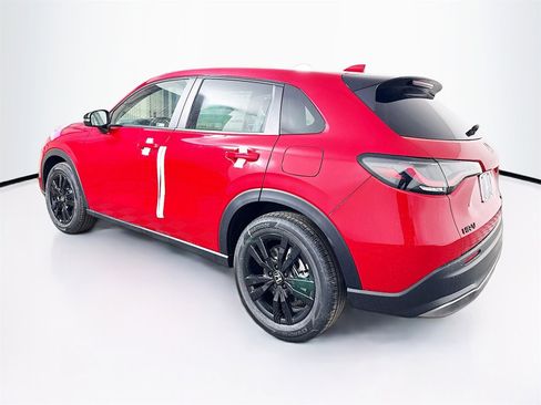 New 2026 Honda HR-V Sport image 4