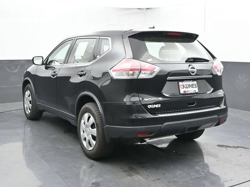 Used 2016 Nissan Rogue S AWD/4WD image 10