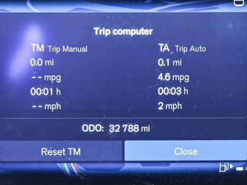 Certified 2023 Volvo XC60 B5 Ultimate w/ Climate Package FWD image 14