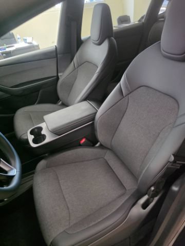 Used 2026 Tesla Model Y 2WD image 14
