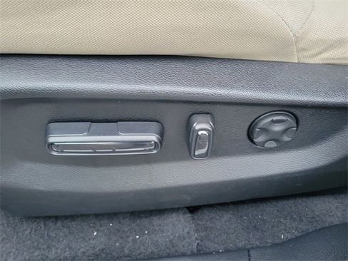 Certified 2022 Honda CR-V EX image 17