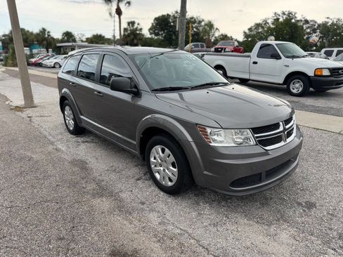 Used 2013 Dodge Journey American Value Package w/ Flexible Seating Group image 2