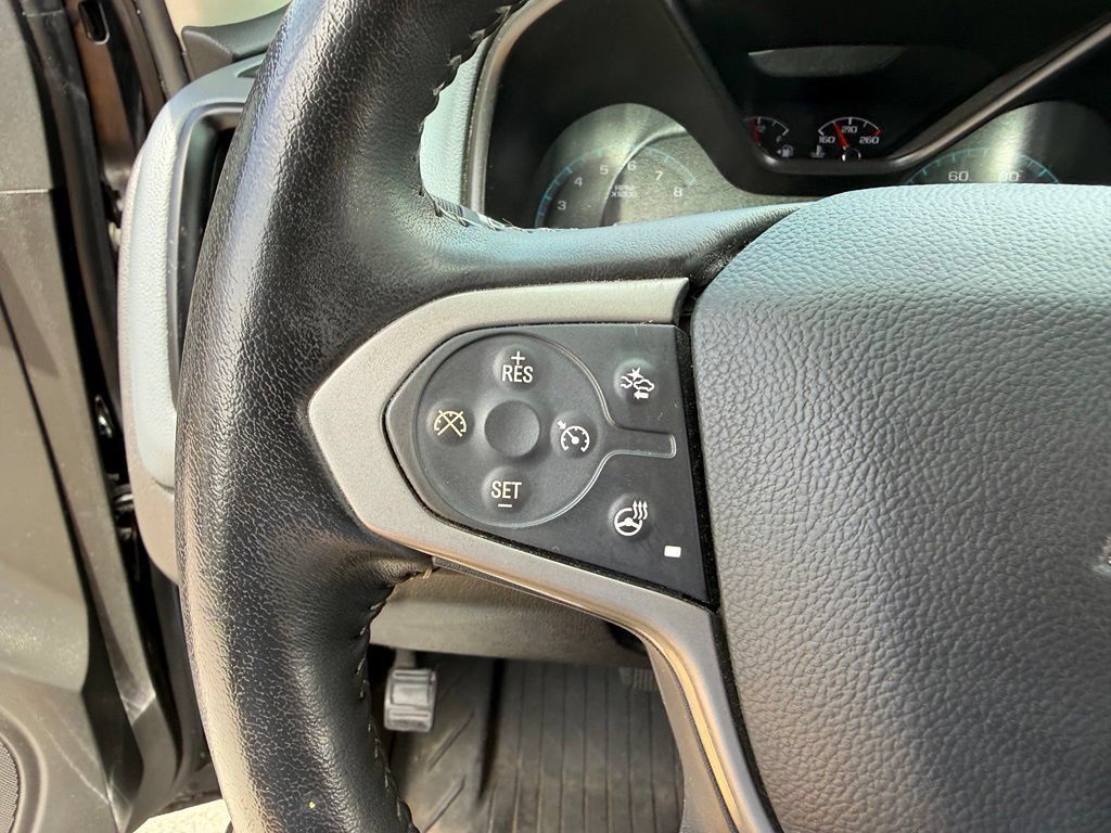 Used 2021 Chevrolet Colorado Z71 w/ Safety Package RWD image 28