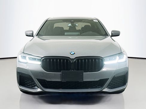 Used 2022 BMW 530i w/ M Sport Package image 2