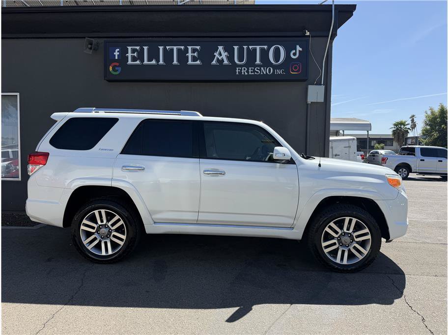 Used 2012 Toyota 4Runner Limited AWD/4WD image 3
