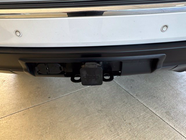 Used 2021 Jeep Grand Cherokee Limited w/ Premium Lighting Group AWD/4WD image 33