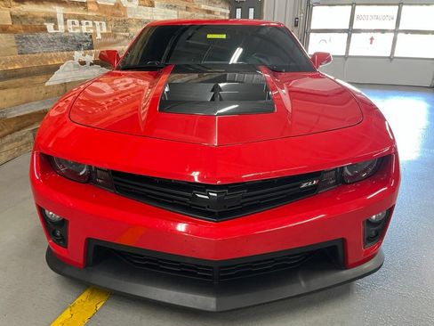 Used 2013 Chevrolet Camaro ZL1 RWD image 7