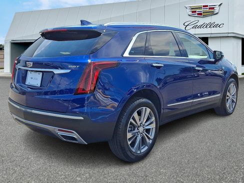 Certified 2023 Cadillac XT5 Premium Luxury w/ Technology Package AWD/4WD image 5