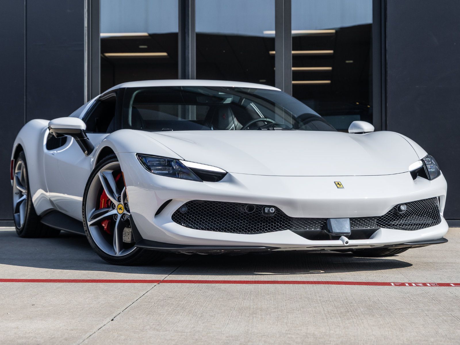 Used 2022 Ferrari 296 GTB RWD image 2