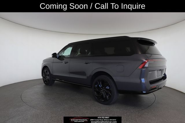 Used 2026 Lincoln Navigator L Black Label AWD/4WD image 11