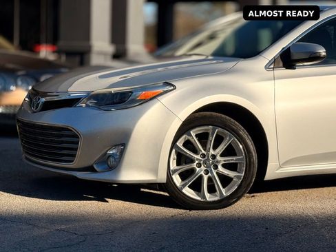 Used 2013 Toyota Avalon XLE Touring image 2