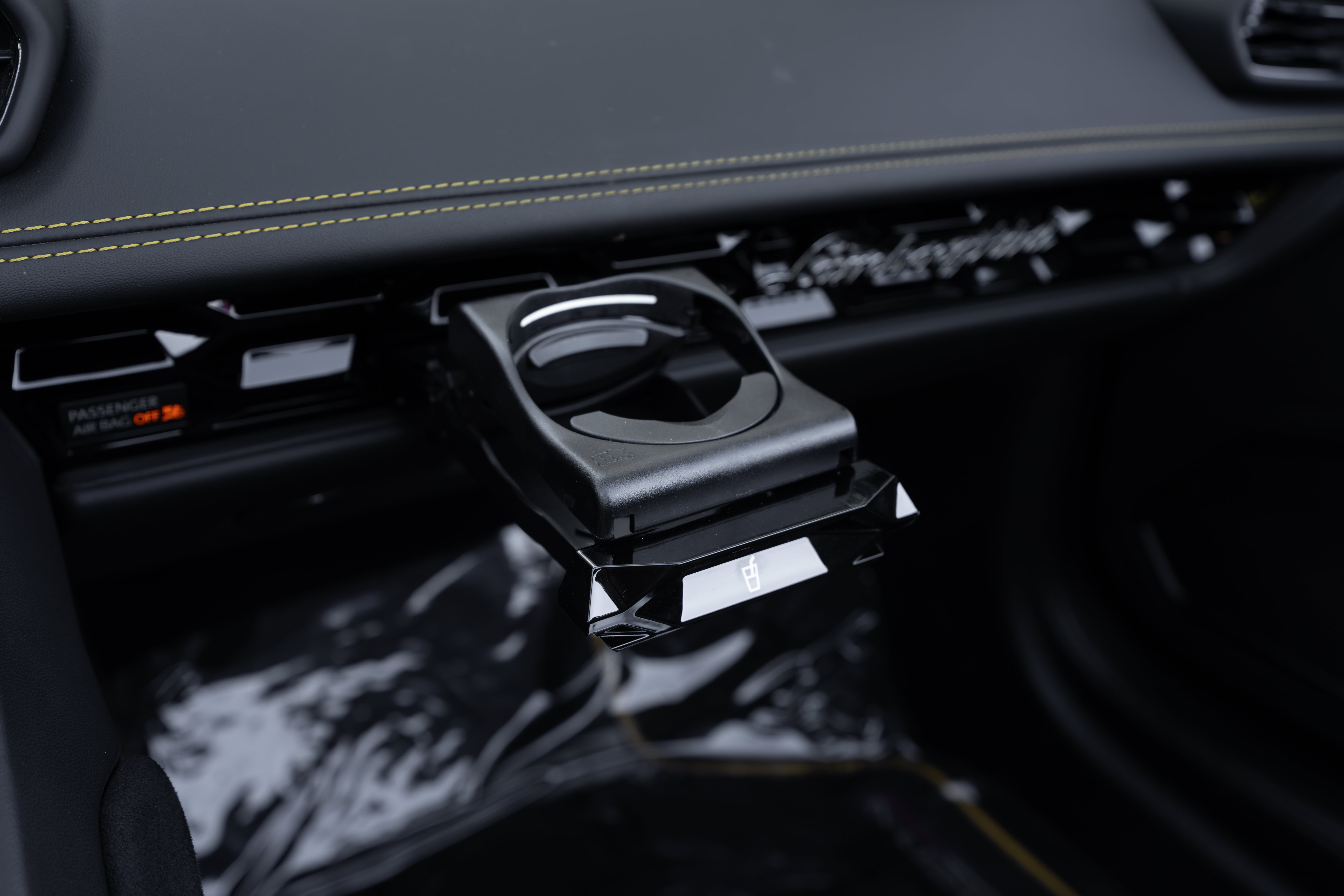 Used 2023 Lamborghini Huracan EVO RWD image 49