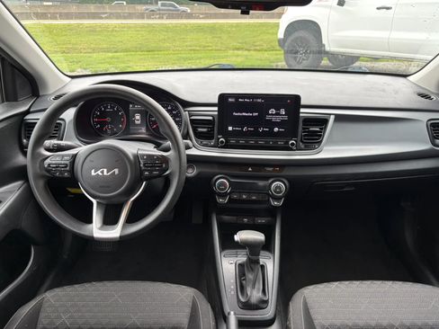 Used 2023 Kia Rio S w/ Technology Package FWD image 17