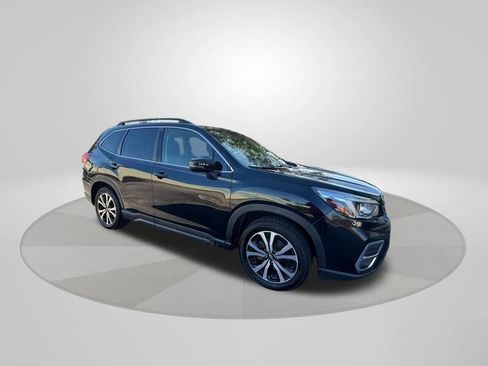 Used 2020 Subaru Forester Limited image 2