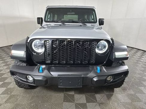 Used 2023 Jeep Wrangler Unlimited w/ Cold Weather Group AWD/4WD image 7