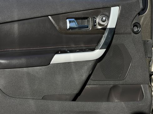 Used 2014 Ford Edge SEL w/ Equipment Group 205A image 25
