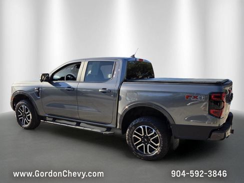 Used 2024 Ford Ranger Lariat w/ FX4 Off-Road Package AWD/4WD image 3